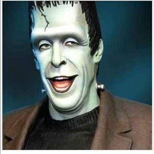 Meet your Posher, Mark